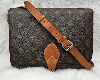 Torba Cartouchière GM z monogramem Louis Vuitton