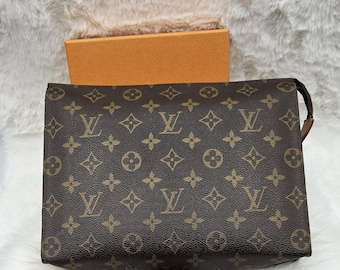 Louis Vuitton Monogram Pouch 26cm