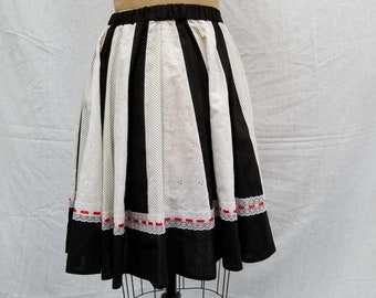 Squaredancing skirt, vintage 50s, full, circle, black white red polkadot handmade, maid