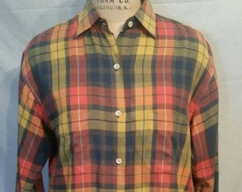 Vintage shirt, blouse, ladies M 42", plaid, long body, very soft