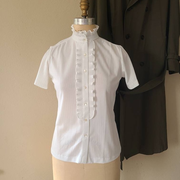 Vintage Victorian style blouse, short sleeved top, size 10, white stripe