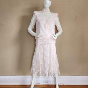 80s lace dress, 2 piece, pale pink, wedding dress, gunne style, drop waist, Victorian style, size 6