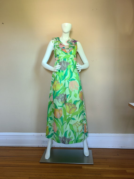 Groovy 60s floral maxi gown, green floral,  sleeve