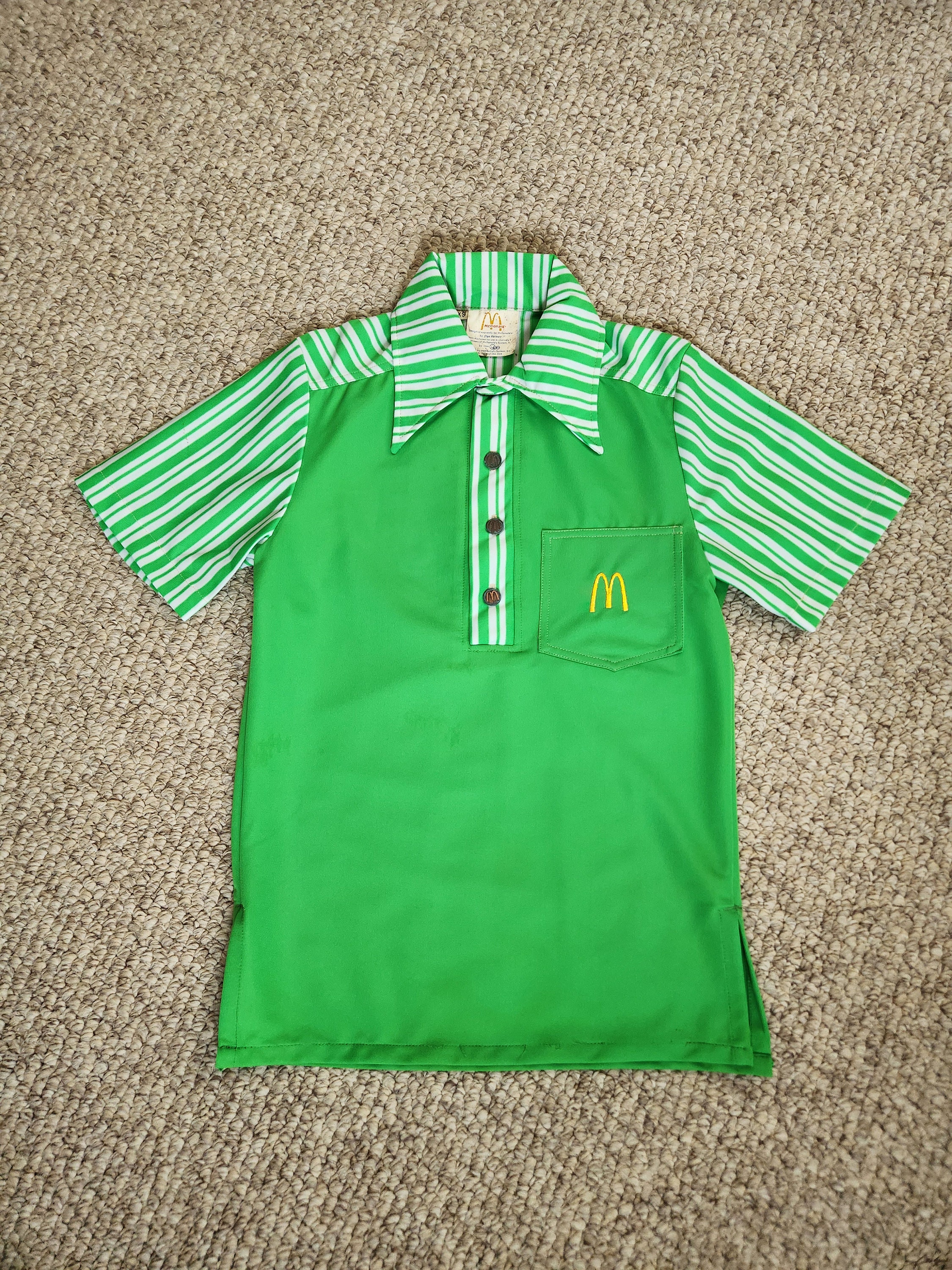 80s McDonald's 1983コピーライト ユニフォーム ポロシャツ 80s Mcdonald's Uniform Polo Shirt Lot (2) Rare Red Grey