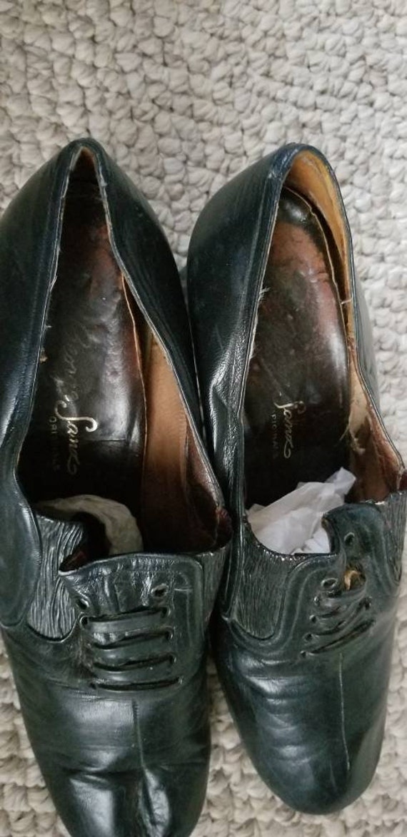 Vintage heels, early era, size 10, black leather - image 4