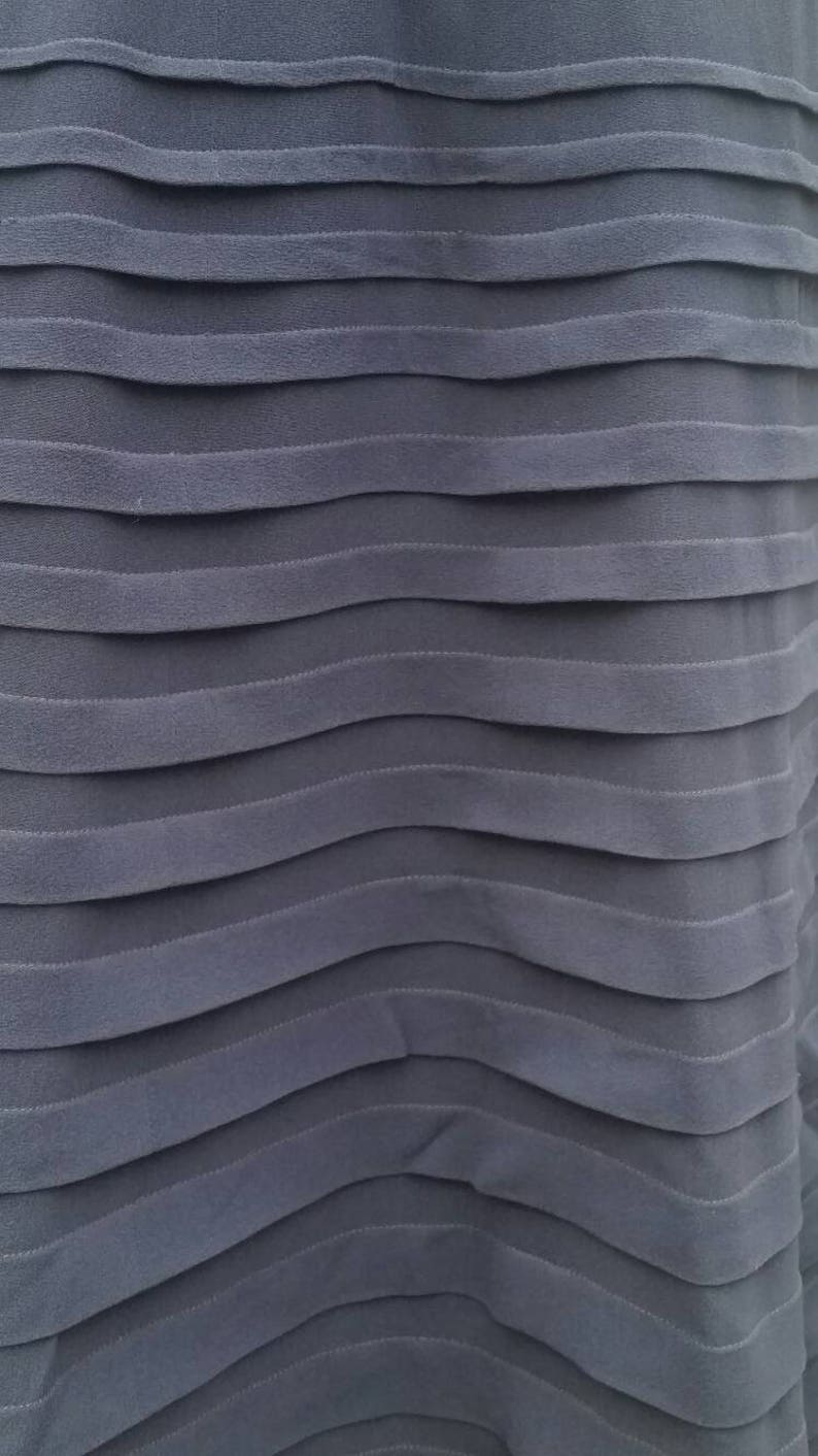 50 bust Gorgeous navy blue vintage dress twist front xl size slip included variegated pleats 40s-50s