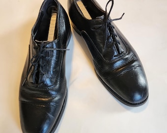 8 1/2 vintage mens oxfords, black shoes, tie shoes, vintage, leather, leather soles, swing dance