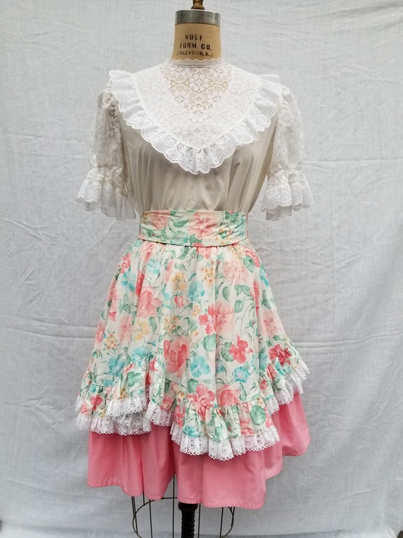 Squaredancing dress, pink floral, vintage 50s, two