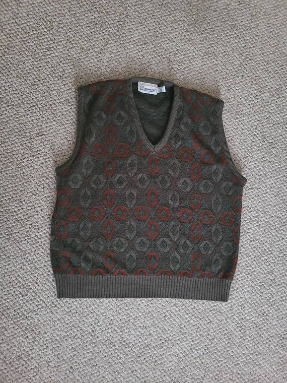 Vintage sweater vest,  mens 2XLT, acrylic and wool