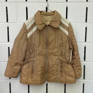1970s Tan Puffer Coat jacket ski skiing winter snow belted