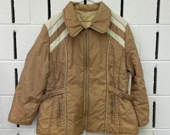 1970s Tan Puffer Coat jacket ski skiing winter snow belted