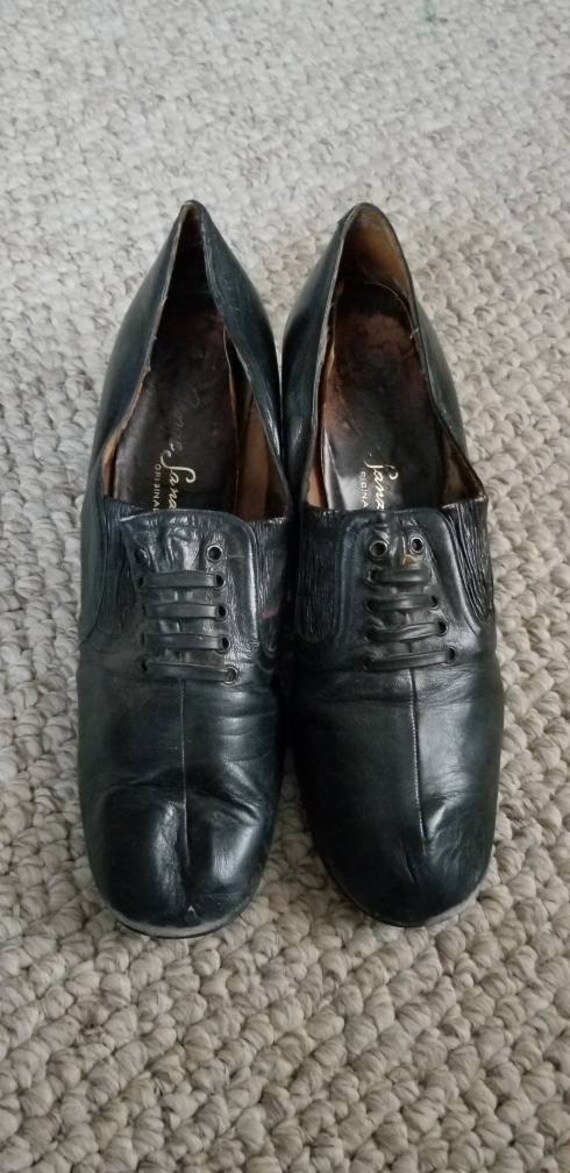 Vintage heels, early era, size 10, black leather - image 2