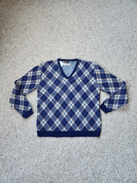 40s-50s argyle mens sweater, v neck pullover, pre… - image 1