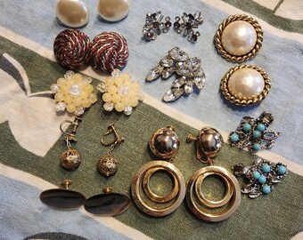 Clip on earrings lot, vintage, vintage clip ons, 10 pairs,  lot of vintage earrings
