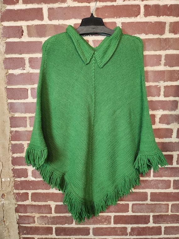 Great! poncho,  cape, kelly green, hand knit,  Han