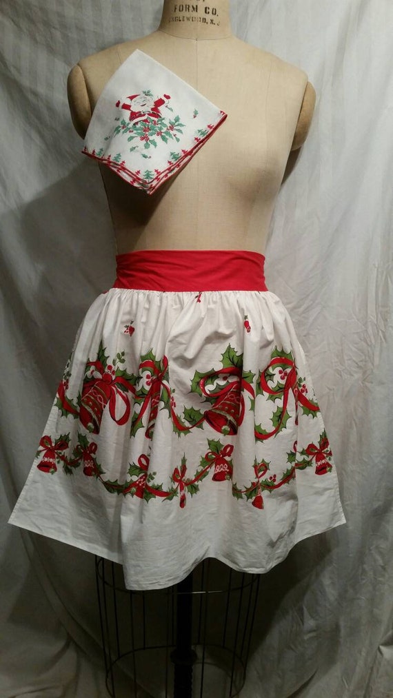 Vintage holiday apron and handkerchief - image 1