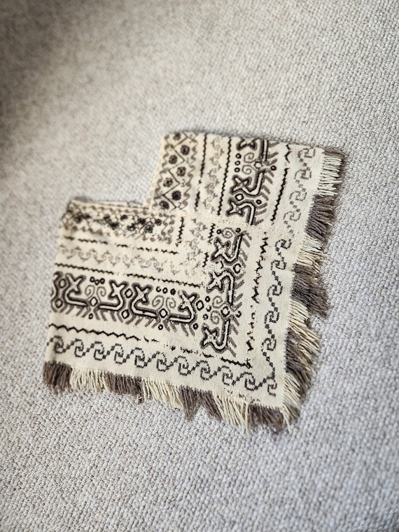 Amazingly styled vintage boho poncho in poor condition, OSFM, boho cape
