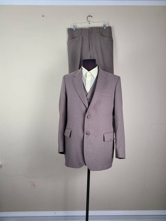 70s leisure suit, 3 piece, light brown, size mens 