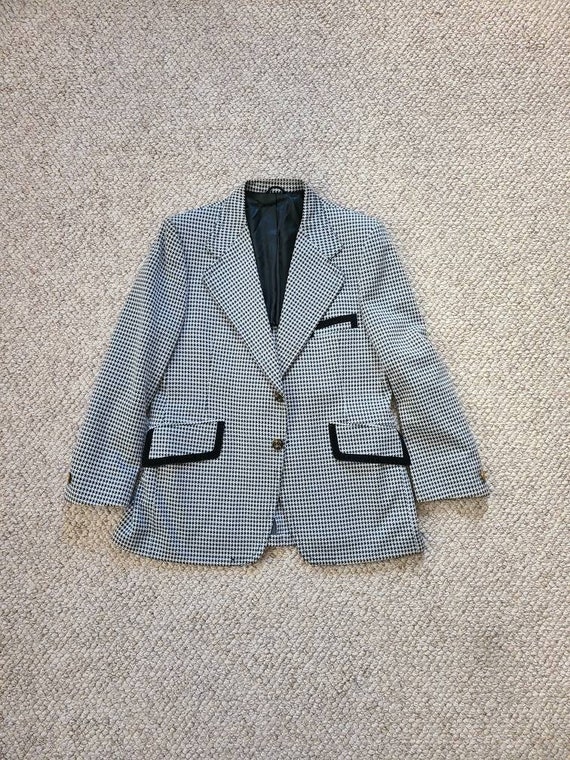 70s Blazer 40R Belted Back Velvet trimmed, B/W Ho… - image 1