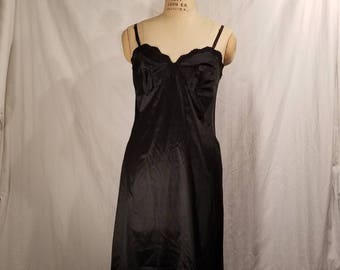 50s Vintage black full slip, Vanity Fair 38, nylon tricot, bullet bra style