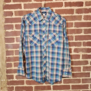 80s mens western style shirt, pearl snaps, Wrangler, 16x33, large, blue plaid, western style, cowboy shirt, thin cotton