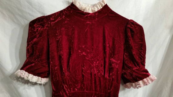 Vintage 1930s style deep red crushed velvet gown