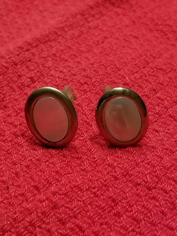 Mens vintage gold tone cufflinks, mother of pearl - image 1