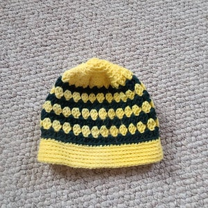 Beanie, vintage, handmade, hand crocheted, yellow green