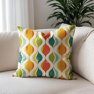 Mod-Inspired Geometric Throw Pillow Case - Vintage Style Cushion for Modern Interiors