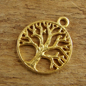 24K Gold Vermeil Round Silhouette of a Tree Pendant - One Piece - TR-11V