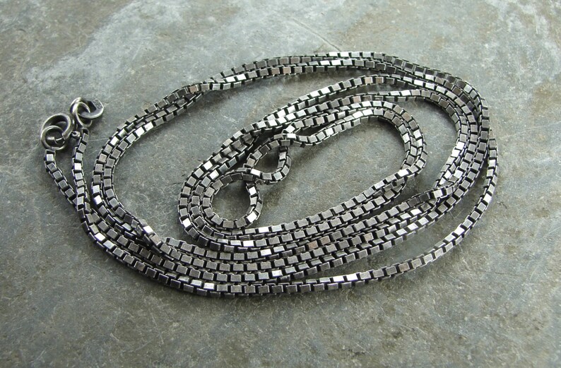 silver box chain 20 inch