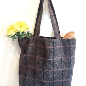 Plaid Tote Bag, READY TO SHIP Tote Bag, Womens Handbag in Plaid Wool, Vegan Tote Bag in Plaid Fabric, Plaid Handbag, Vintage Inspired Tote
