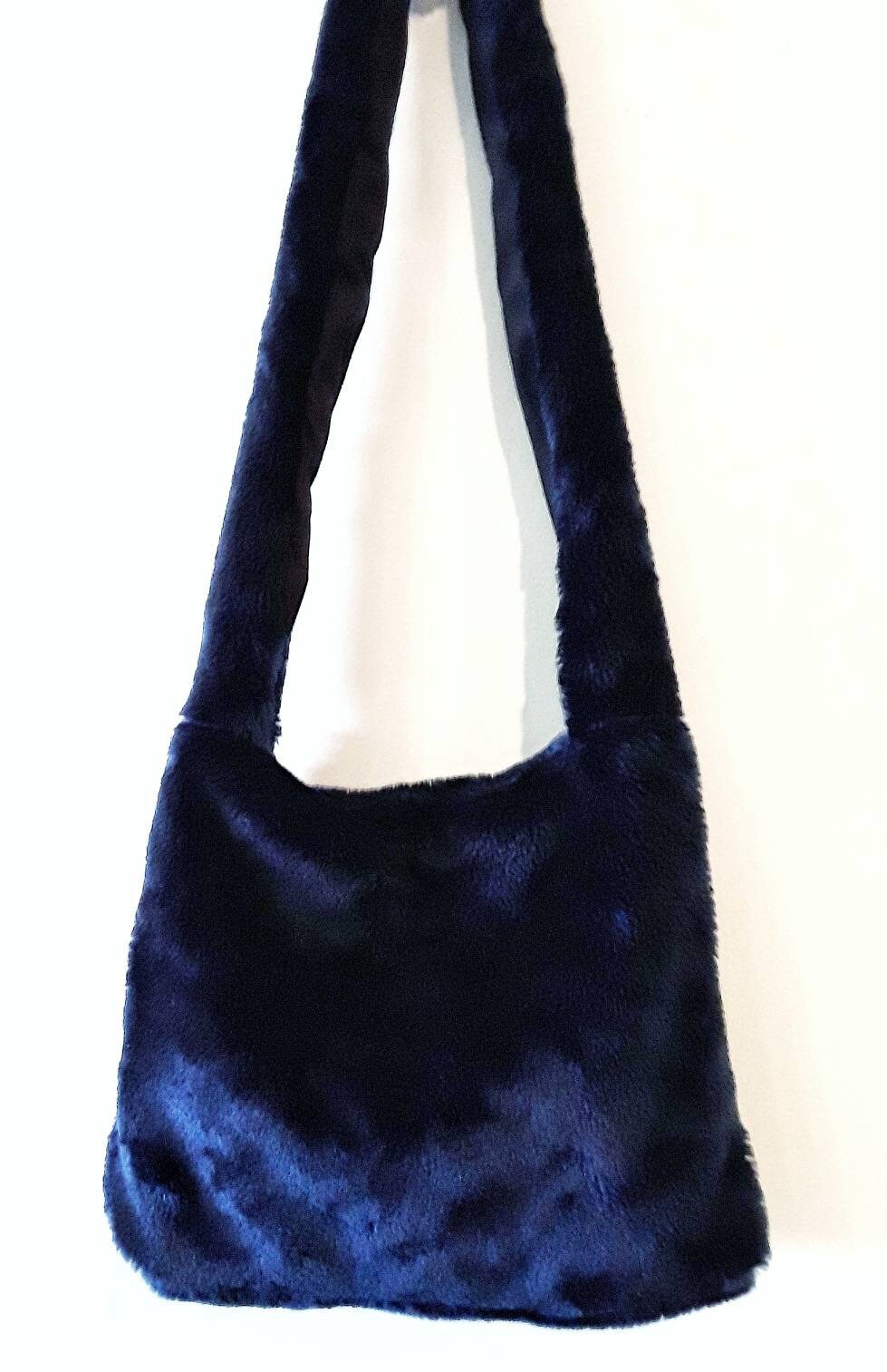 Navy fur sales bag
