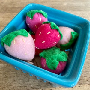 Set of 6 PINK Felt Strawberries