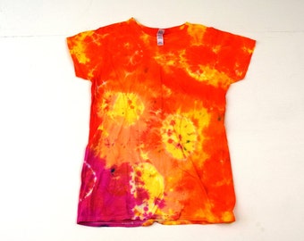 Bright Idea ~ Spots&Dots Tie Dye T-Shirt (Gildan SoftStyle Ladies Junior Size XL is same as Adult Medium) (One of a Kind)