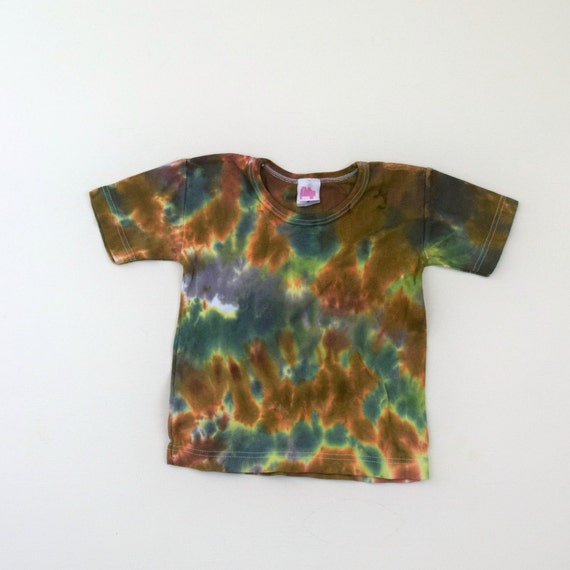 How to Make a Tie Dye Camouflage T-Shirt