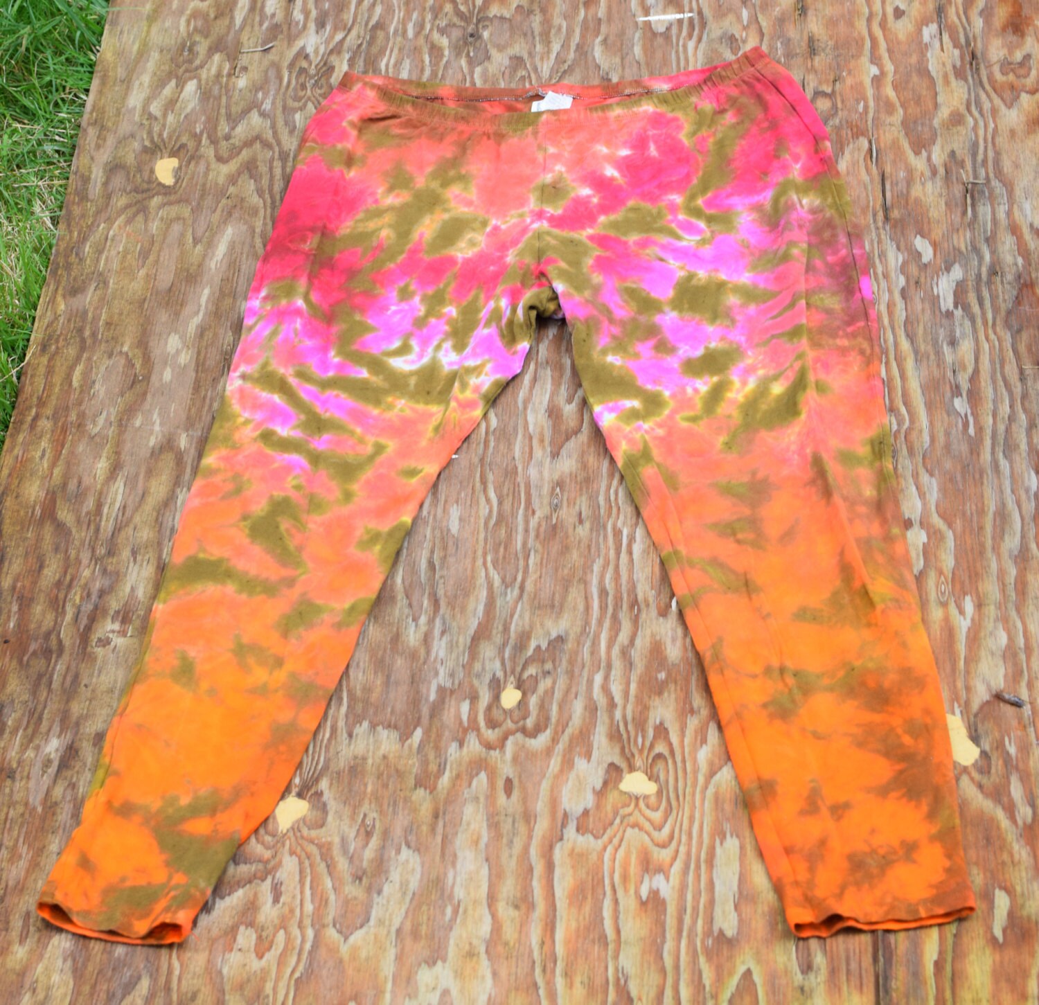 Volcano Ombre Scrunch on Bronze 