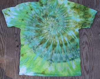 Green Bloom ~ Ice Dye Spiral Tie Dye T-Shirt (Fruit of the Loom Heavy Cotton HD Size XL) (OoAK) TD-209