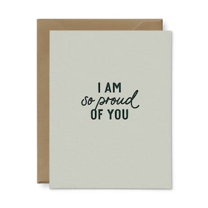 Carte Si fier de vous - Carte de félicitations, Carte de félicitations, Carte d'encouragement, Carte de remise des diplômes | Carte typographique