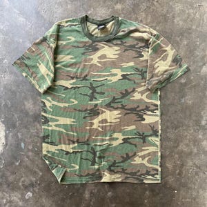 Vintage Army Camo Tee | Rothco Woodland Pattern graphic T-Shirt | Military Style Grunge Shirt Hunting Outdoor Size XL