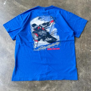 T-shirt Vintage Marlboro Classics Homme Rayures Bleues - Col V, Manches Courtes, Taille M