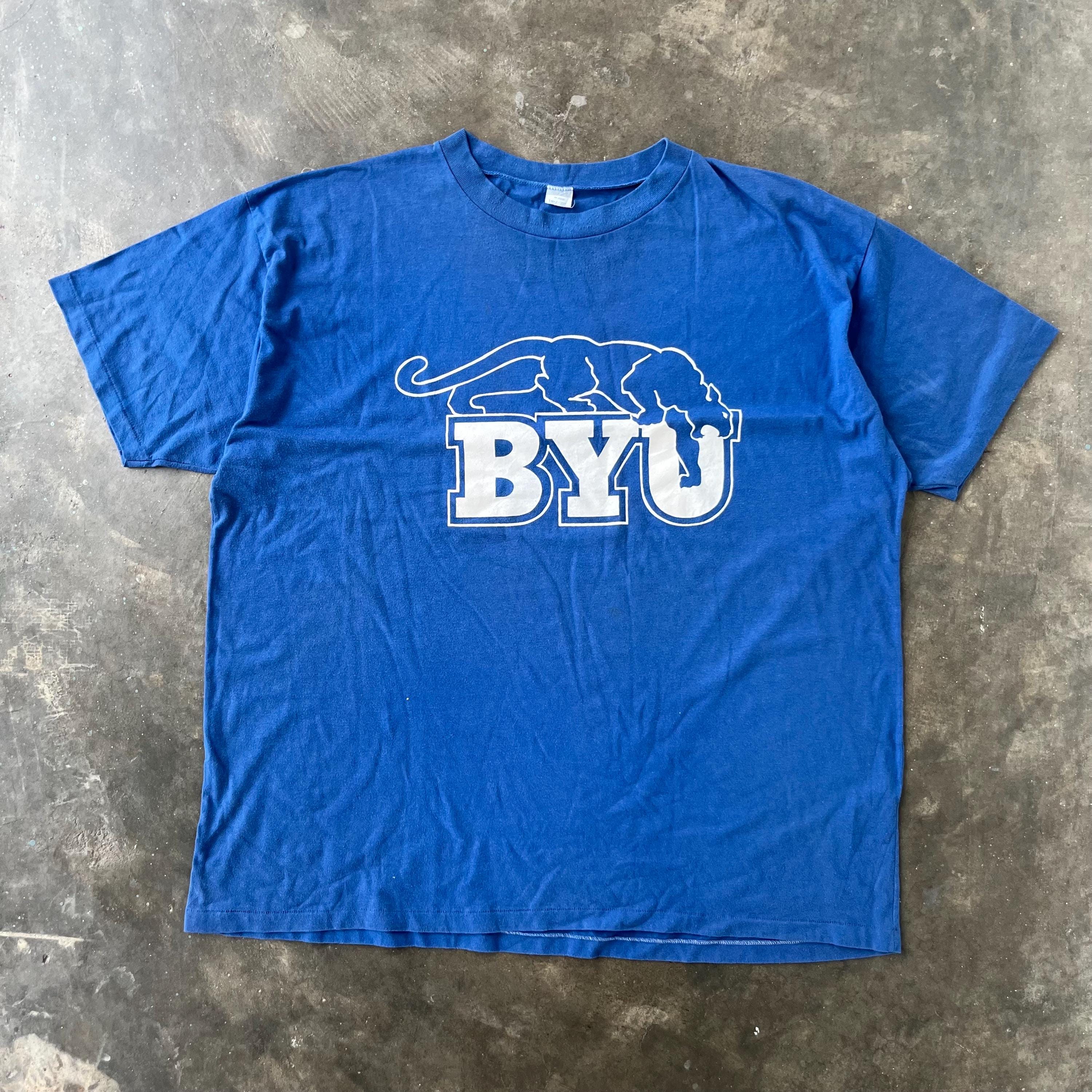 Vintage 90s Vintage BYU Cougars T-shirt BYU Panther Logo Graphic