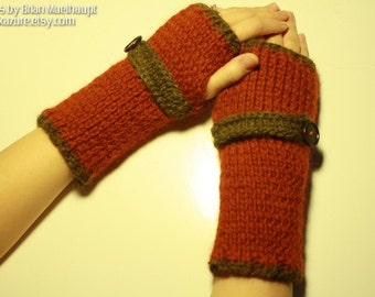 PATTERN - Wrist Warmers with Belt KNITTED version (PDF Data)