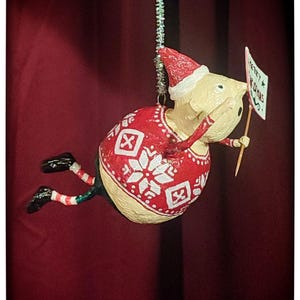Ornement en papier mâché Gnome de Noël - ooak - unique - fait à la main