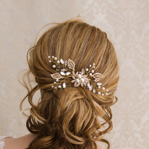 Gold Bridal Hair Comb with Pearls and Rhinestones for Wedding , Gold Bridal Hair Comb, Bridal Hair Jewelry, Bridal Back Comb