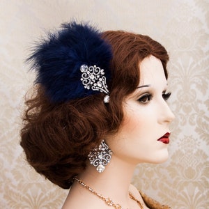 Tiara de penas azul-marinho: faixa de cabeça de cristal com strass e melindrosa dos anos 1920