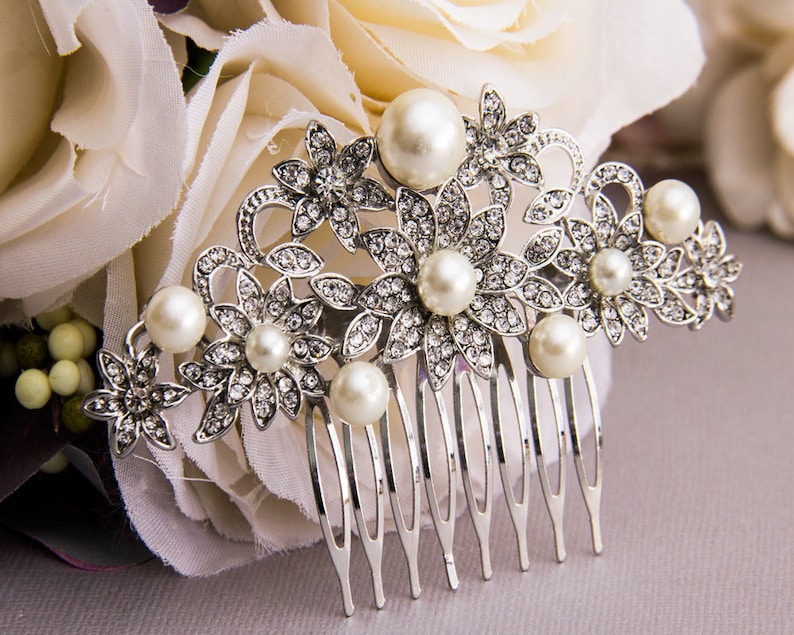 Pearl and Crystal Hair Comb Bridal Hair Comb Wedding Hair Comb Bridal Hair Jewelry Crystal Hair comb Rhinestone Haircomb Bridal Head Piece