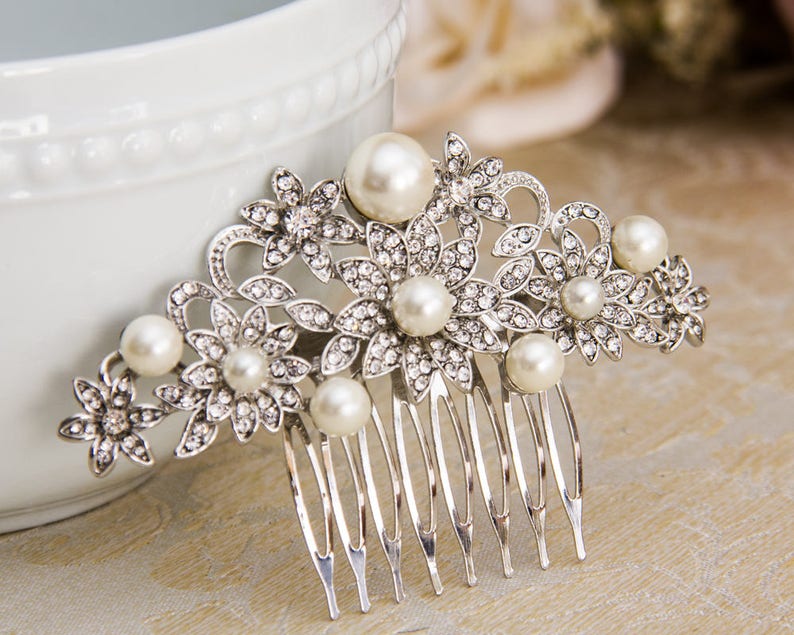 Pearl and Crystal Hair Comb Bridal Hair Comb Wedding Hair Comb Bridal Hair Jewelry Crystal Hair comb Rhinestone Haircomb Bridal Head Piece