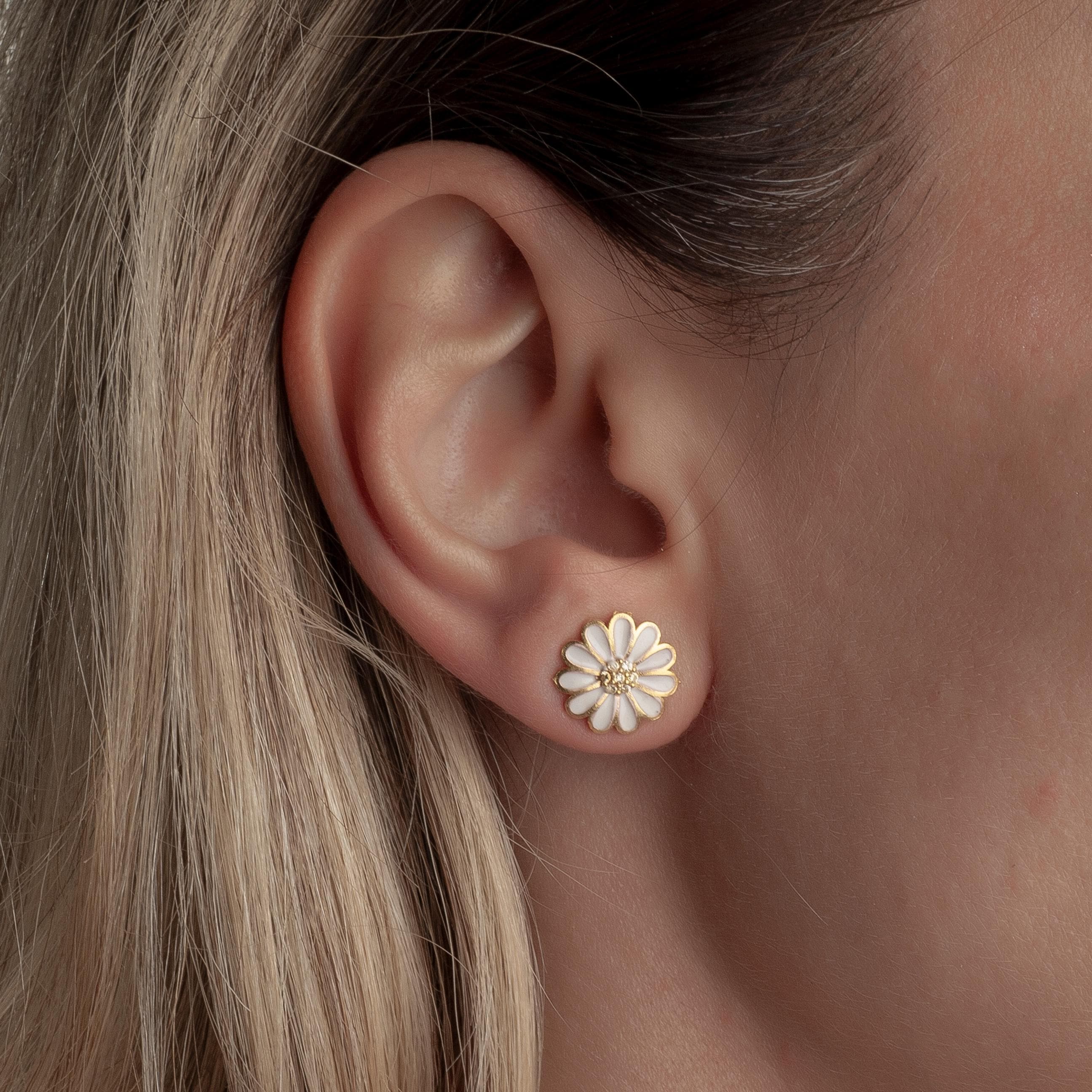 Silver Daisy Stud Earrings | Gift For Christmas|Flower Stud Earrings For Women|Silver Daisy Earrings|Elegant Silver Earrings| Daisy Earrings