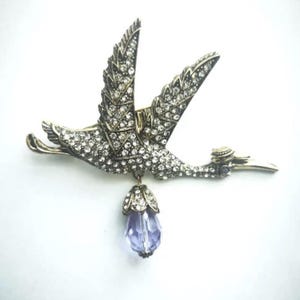 Usado Vintage H eidi Daus Pássaro Cegonha Cristais Roxo Claro Broche Pin Achados Raros Colecionáveis